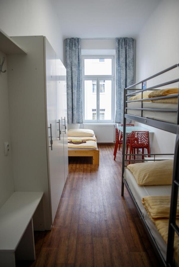 Cuba Bar & Hostel Ceske Budejovice Eksteriør bilde