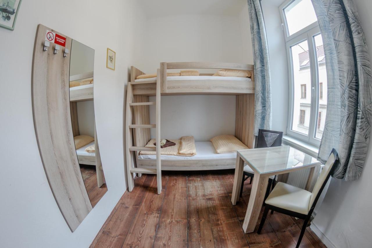 Cuba Bar & Hostel Ceske Budejovice Eksteriør bilde